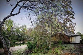 Hotel Banjaar Tola, Kanha National Park Mukki Exterior foto